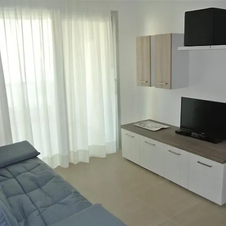 Διαμέρισμα Fuer 7 Personen Ca 48 Qm In Bibione, Adriakueste Italien Und Umgebung *